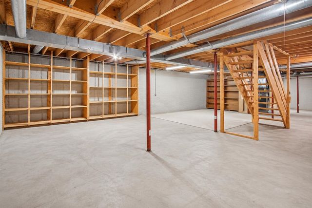 2202 11 Mile Road, Rockford, MI 49341