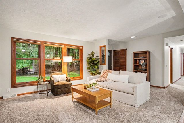 2202 11 Mile Road, Rockford, MI 49341