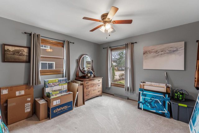 N166W20832 Parkway DRIVE, Jackson, WI 53037