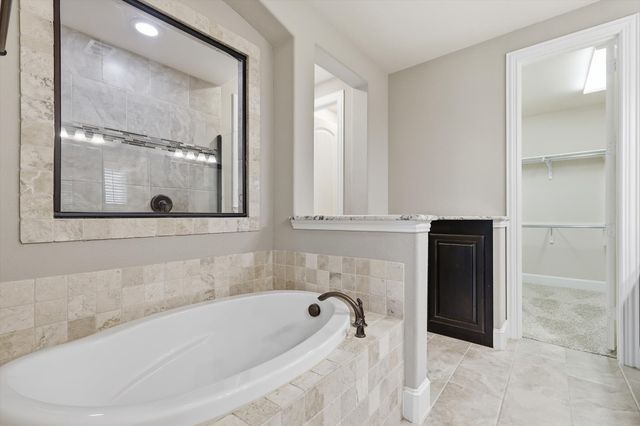 9328 Kaitlyn Court, Lantana, TX 76226