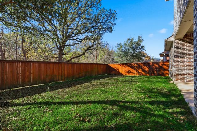 9328 Kaitlyn Court, Lantana, TX 76226