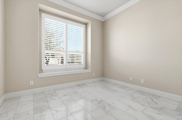 9328 Kaitlyn Court, Lantana, TX 76226