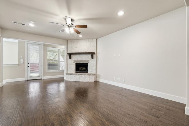 9328 Kaitlyn Court, Lantana, TX 76226