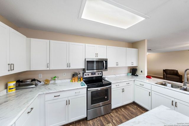 5110 Erickson, San Antonio, TX 78247