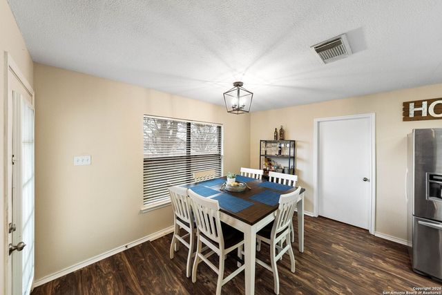 5110 Erickson, San Antonio, TX 78247