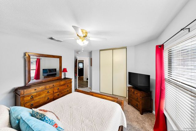 5110 Erickson, San Antonio, TX 78247