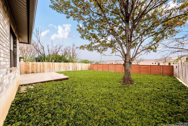 5110 Erickson, San Antonio, TX 78247