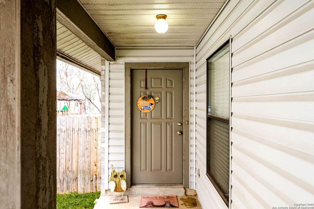 5110 Erickson, San Antonio, TX 78247