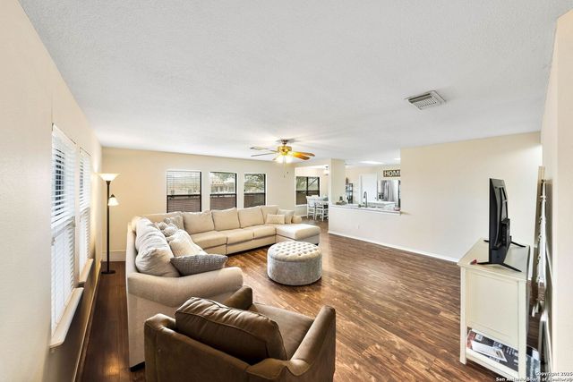 5110 Erickson, San Antonio, TX 78247