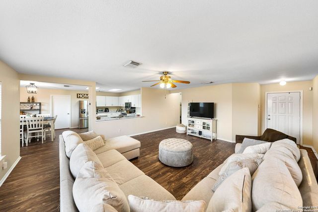 5110 Erickson, San Antonio, TX 78247