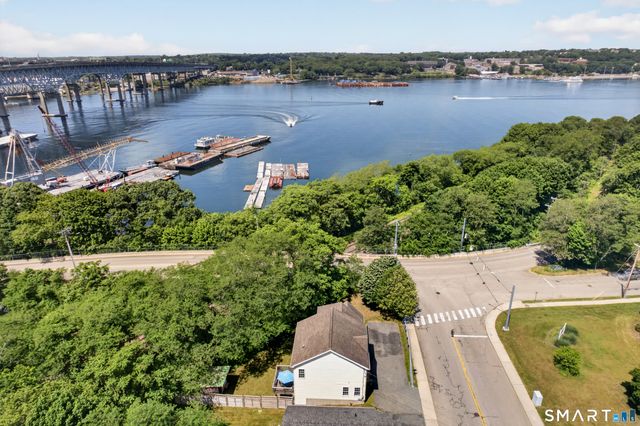 5 Grove Avenue, Groton, CT 06340