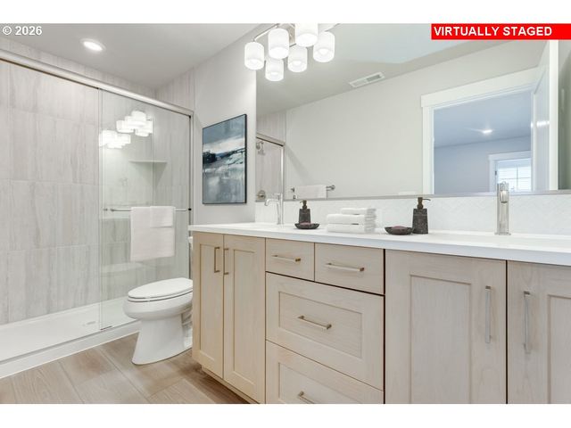 4248 Se CENTURY Blvd, Hillsboro, OR 97123