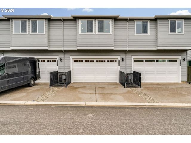 4248 Se CENTURY Blvd, Hillsboro, OR 97123