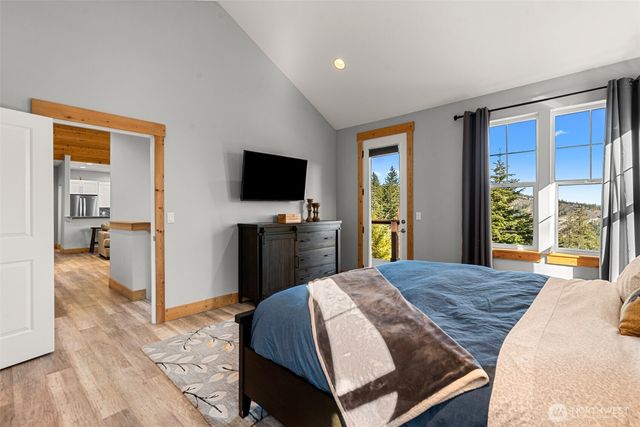 6827 Forest Ridge Drive, Wenatchee, WA 98801