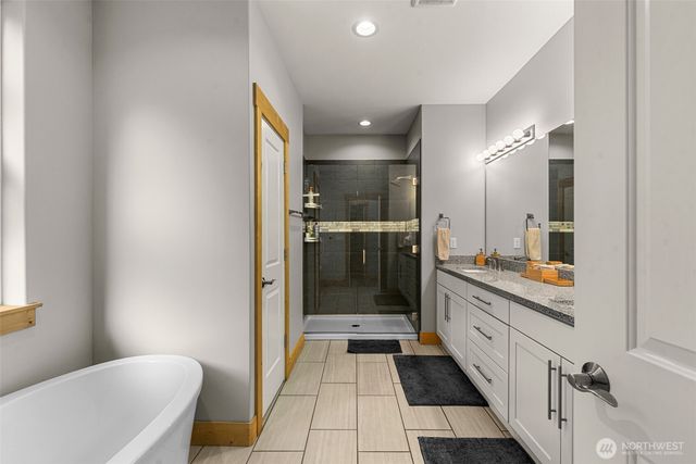 6827 Forest Ridge Drive, Wenatchee, WA 98801