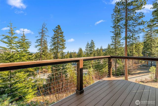 6827 Forest Ridge Drive, Wenatchee, WA 98801