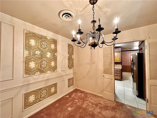 203 Hampshire Street, Victoria, TX 77904