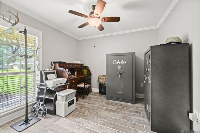 14155 Forest Glen Ln, Walker, LA 70785