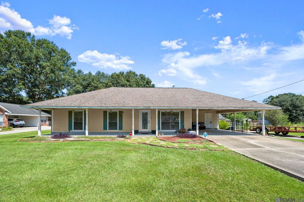 14155 Forest Glen Ln, Walker, LA 70785