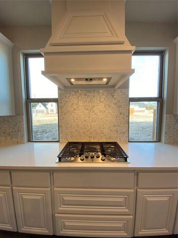 140 Kenilworth Lane, Greenville, TX 75401