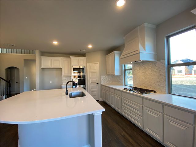 140 Kenilworth Lane, Greenville, TX 75401