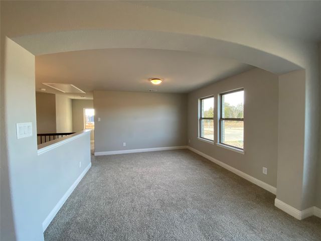 140 Kenilworth Lane, Greenville, TX 75401