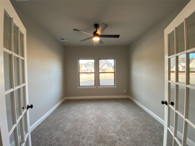 140 Kenilworth Lane, Greenville, TX 75401