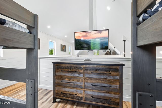 1337 Lake Haven Way, Sevierville, TN 37876