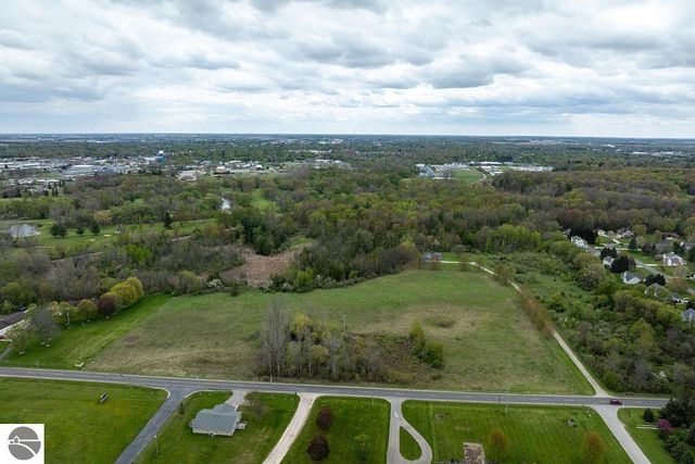 3290 E River, Mt Pleasant, MI 48858