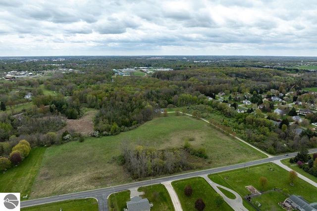 3290 E River, Mt Pleasant, MI 48858