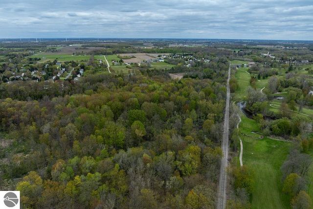 3290 E River, Mt Pleasant, MI 48858