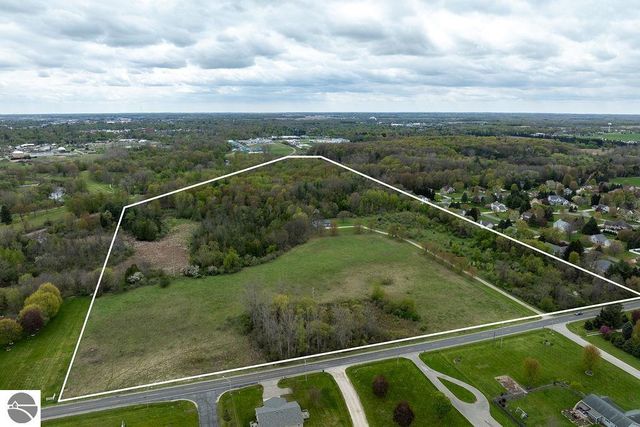 3290 E River, Mt Pleasant, MI 48858
