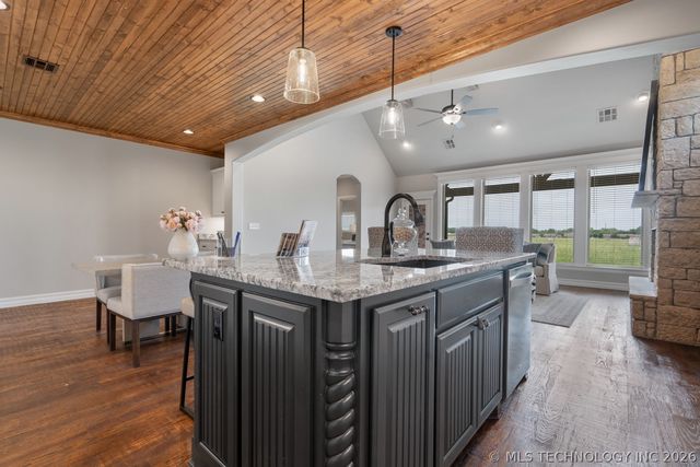 849 E 148th Place S, Glenpool, OK 74033