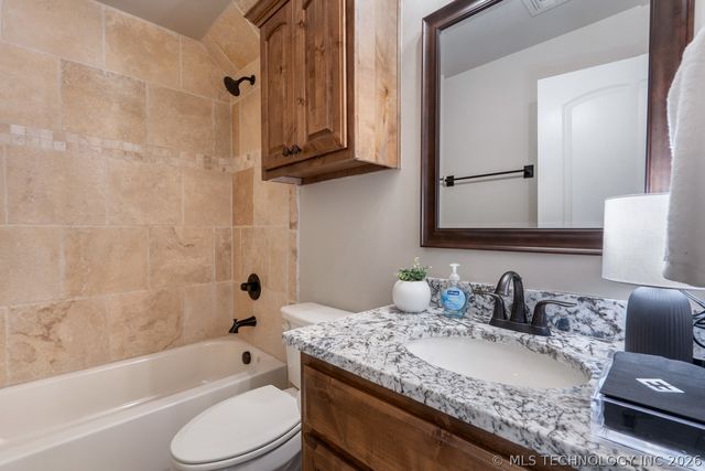 849 E 148th Place S, Glenpool, OK 74033
