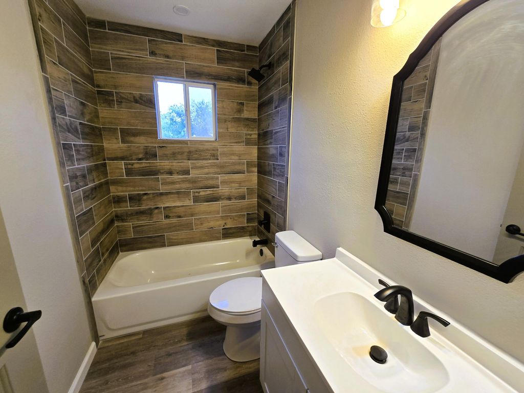 Image 22 of property listing at 2710 Bowie Street, San Angelo, TX 76903