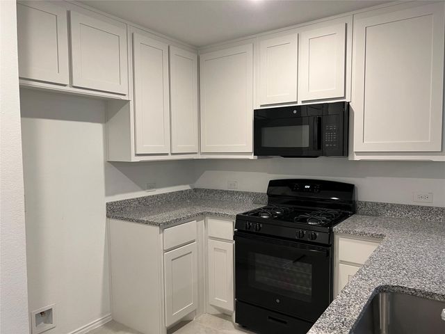 2836 Slatewood Drive, Fort Worth, TX 76179
