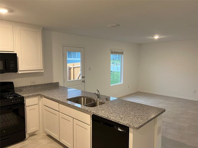 2836 Slatewood Drive, Fort Worth, TX 76179