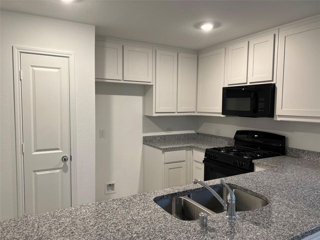 2836 Slatewood Drive, Fort Worth, TX 76179