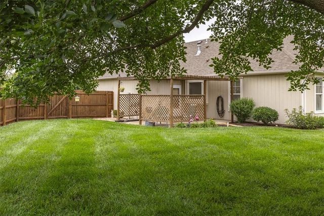 5249 Carson Place, Lawrence, KS 66049