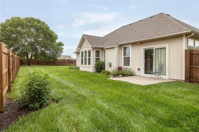 5249 Carson Place, Lawrence, KS 66049