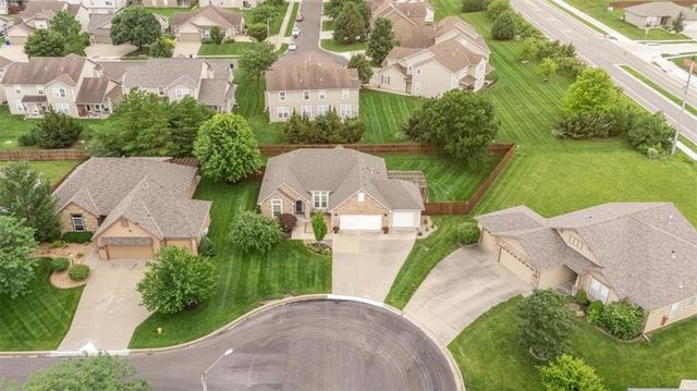 5249 Carson Place, Lawrence, KS 66049