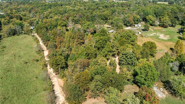 1315 N Scott Hollow Road, Springdale, AR 72764