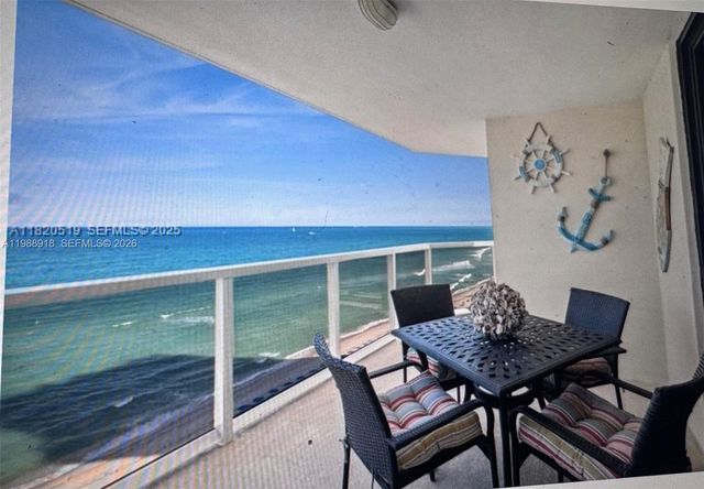 6423 Collins Ave 1605, Miami Beach, FL 33141