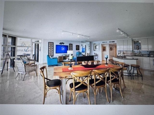 6423 Collins Ave 1605, Miami Beach, FL 33141