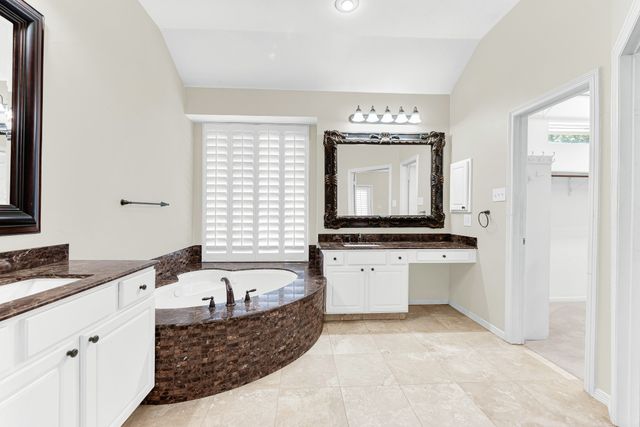 3217 Royal Melbourne Drive, Plano, TX 75093