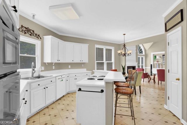 1896 Kennard Court, Snellville, GA 30078