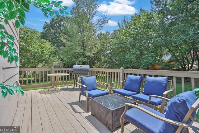 1896 Kennard Court, Snellville, GA 30078