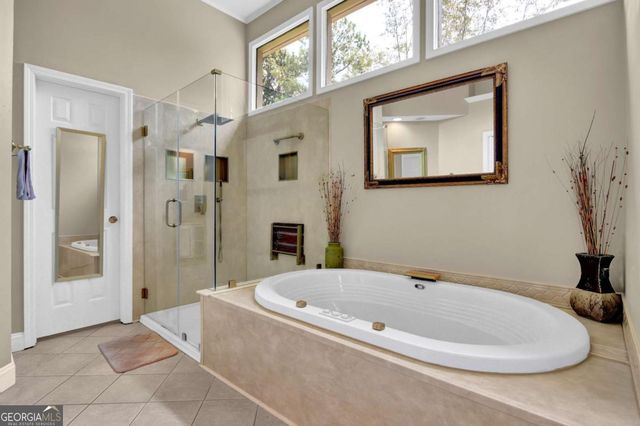 1896 Kennard Court, Snellville, GA 30078