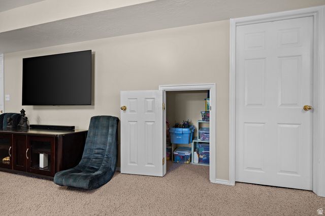 1597 E 11400 S, Sandy, UT 84092