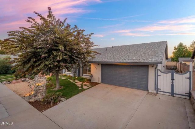2717 Carlmont Place, Simi Valley, CA 93065